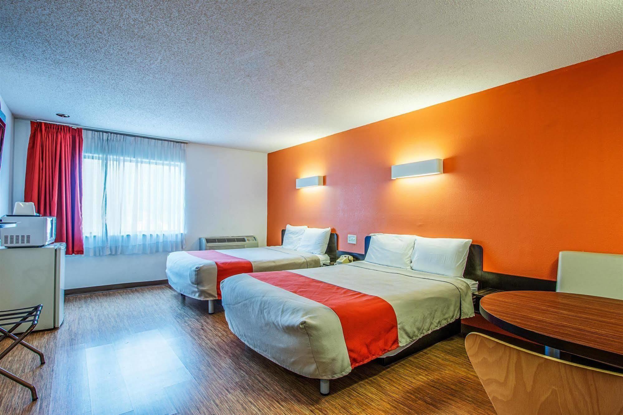 Motel 6-Wisconsin Rapids, Wi Eksteriør billede